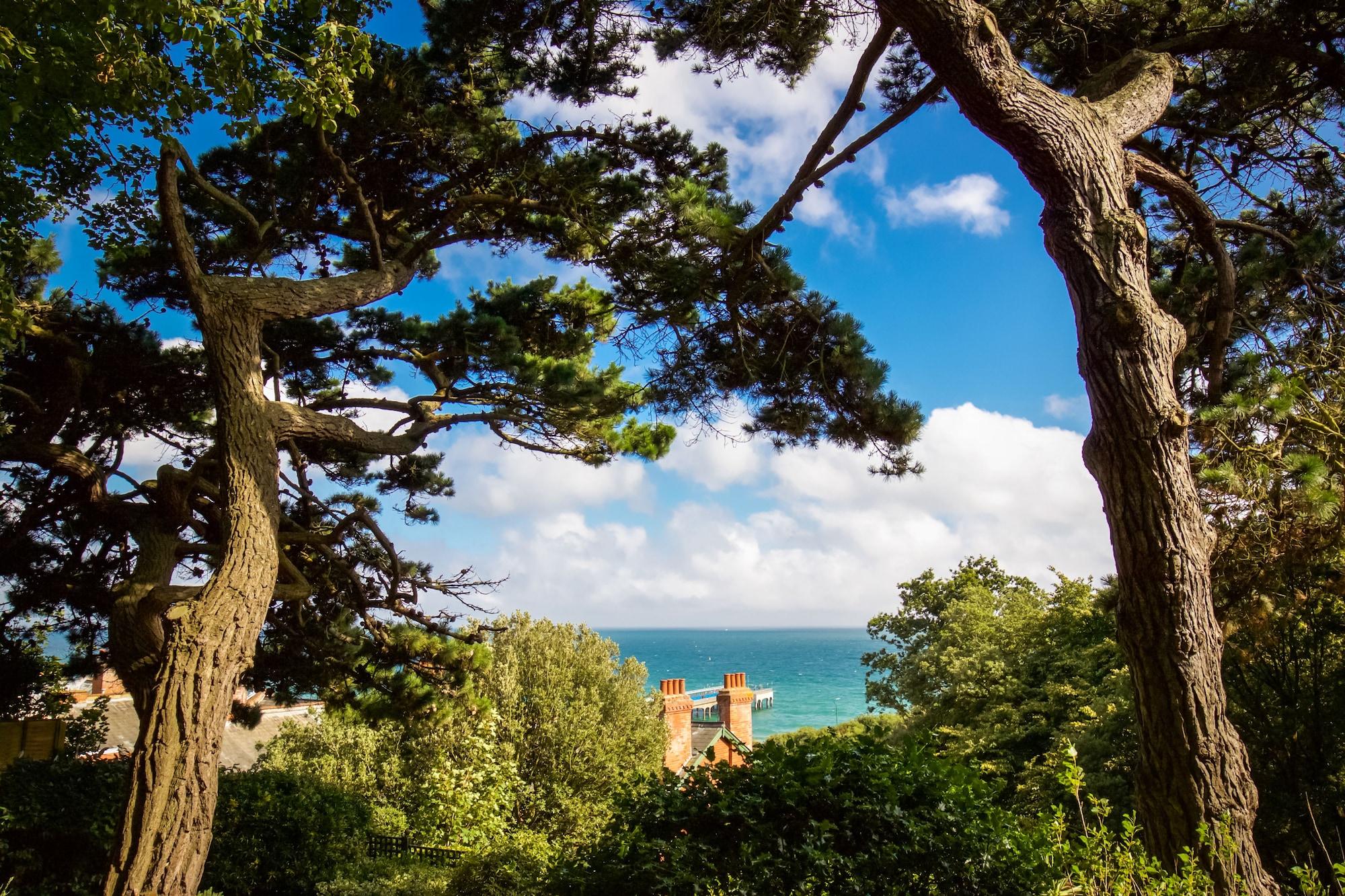 Chine Hotel Bournemouth Bagian luar foto