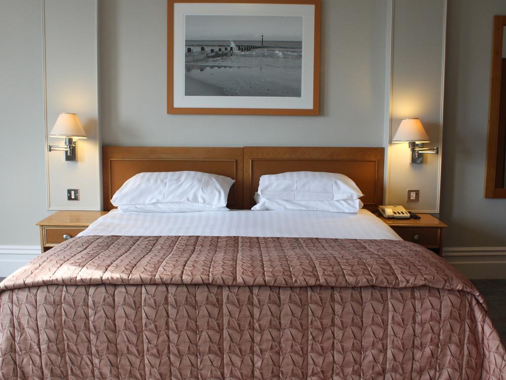 Chine Hotel Bournemouth Bagian luar foto